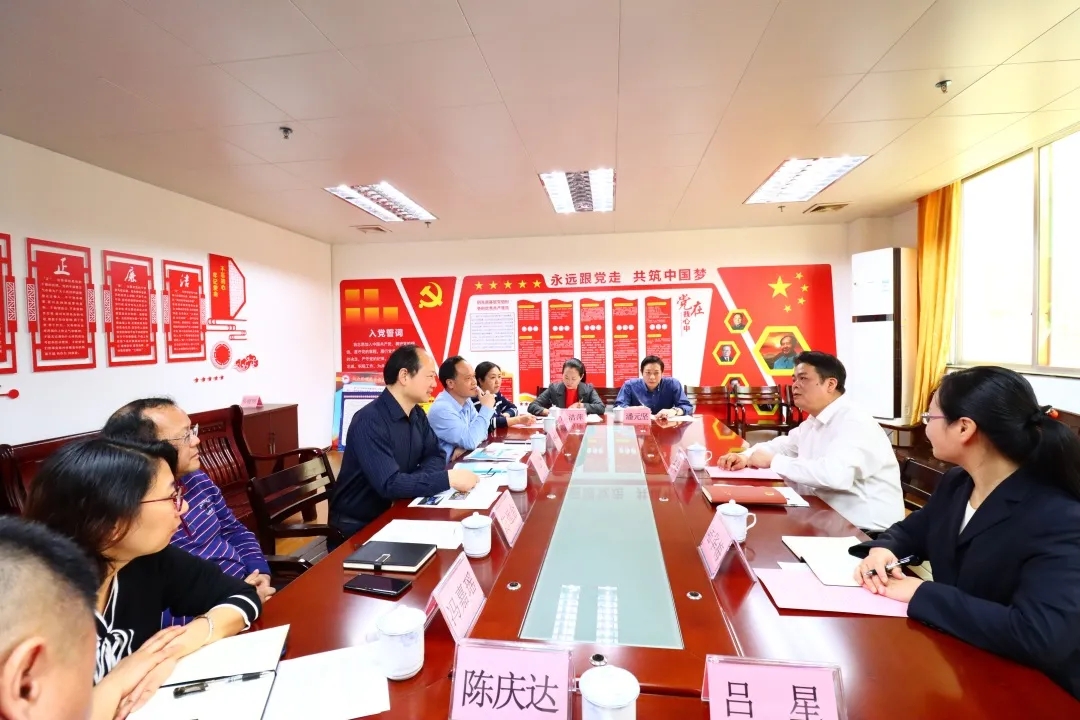 市人民檢察院與我會(huì)開(kāi)展新春走訪(fǎng)交流