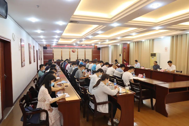 市總工會履職盡責(zé)維護(hù)職工合法權(quán)益，創(chuàng)造和諧社會環(huán)境喜迎二十大