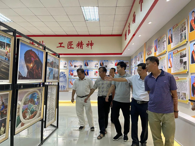 全市職工攝影展開幕，每一張都是超然大片