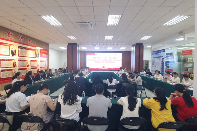 攜手共進(jìn) “工”“城”有我｜梧州市總工會(huì)、梧州市城建投資發(fā)展集團(tuán)有限公司聯(lián)合開(kāi)展主題黨日活動(dòng)
